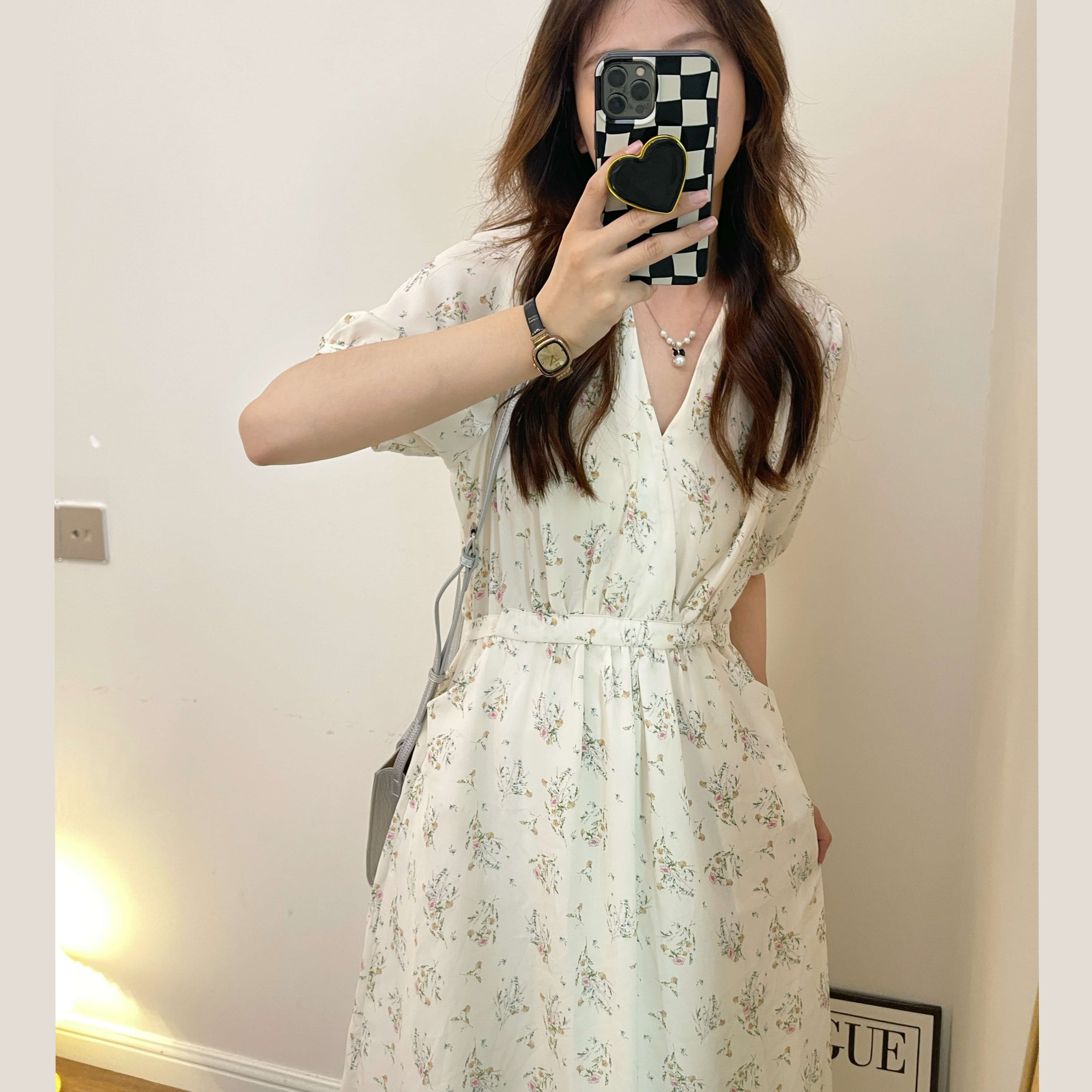 キレイめファッション  花柄シフォンロングワンピース