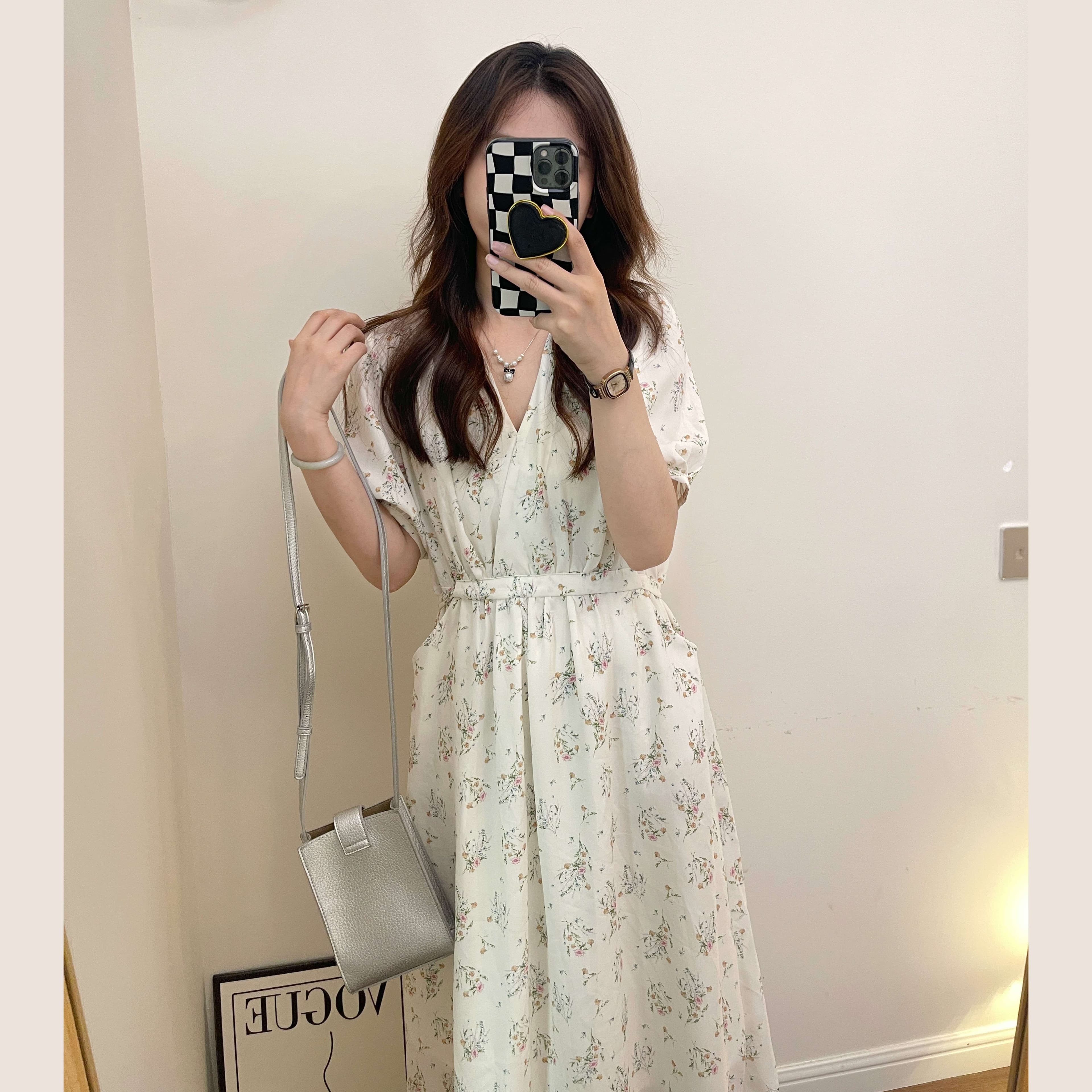 キレイめファッション  花柄シフォンロングワンピース