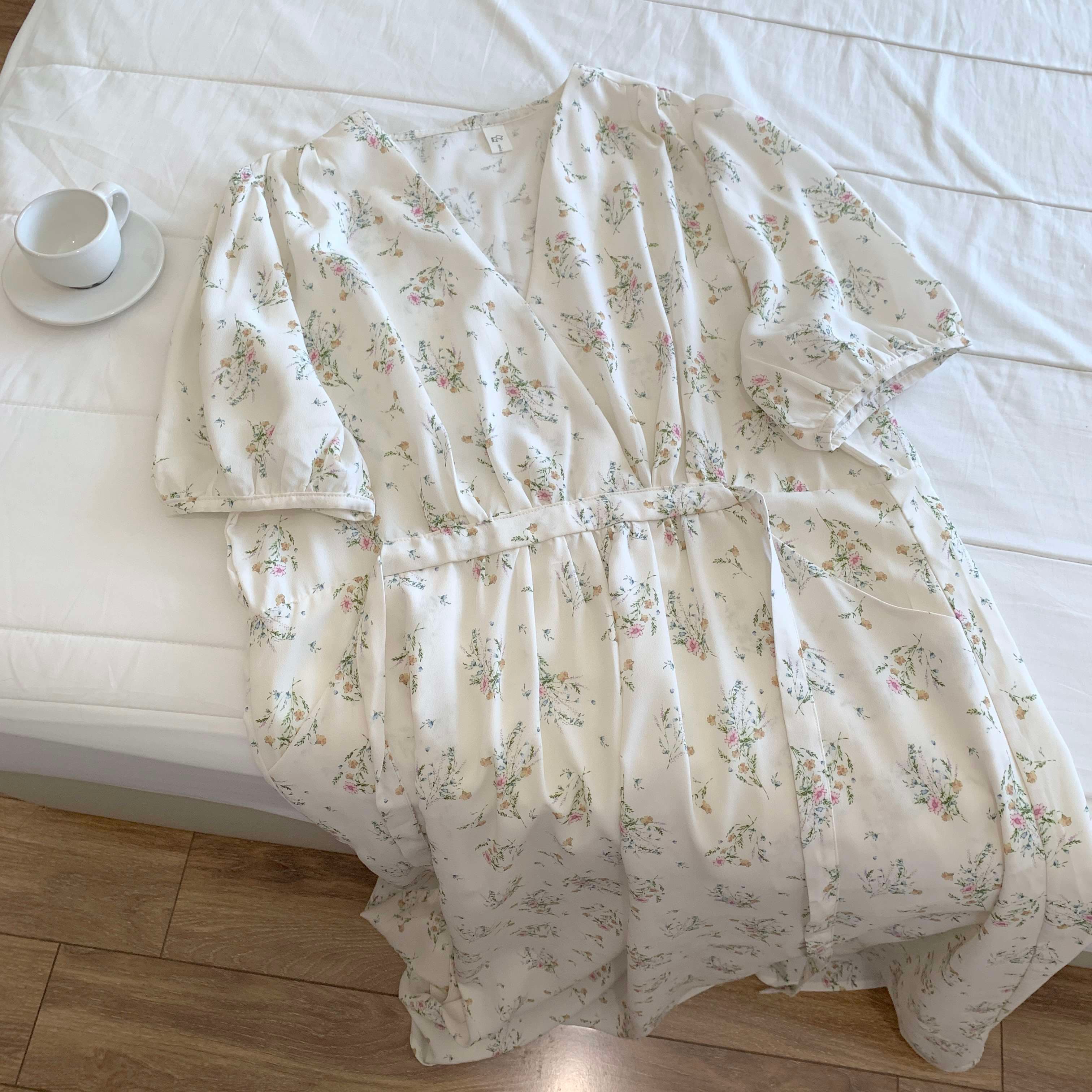 キレイめファッション  花柄シフォンロングワンピース