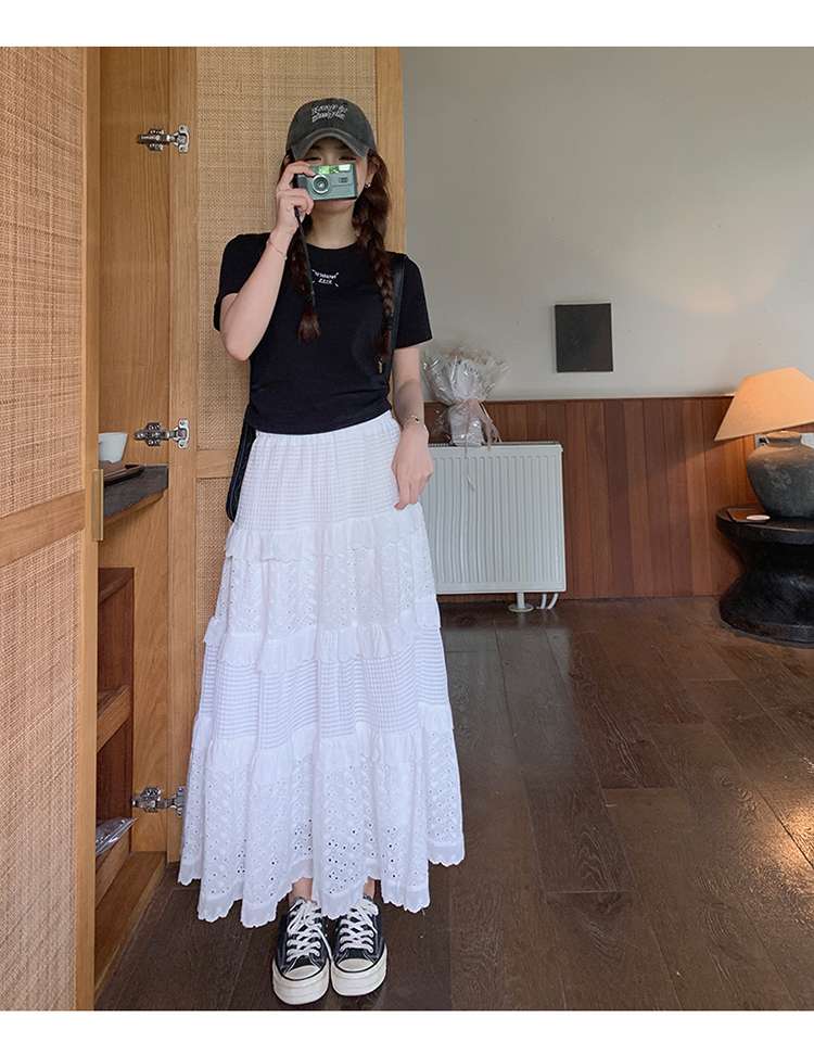 キレイめファッション  刺繍レース きれいめカジュアルマキシティアードスカート