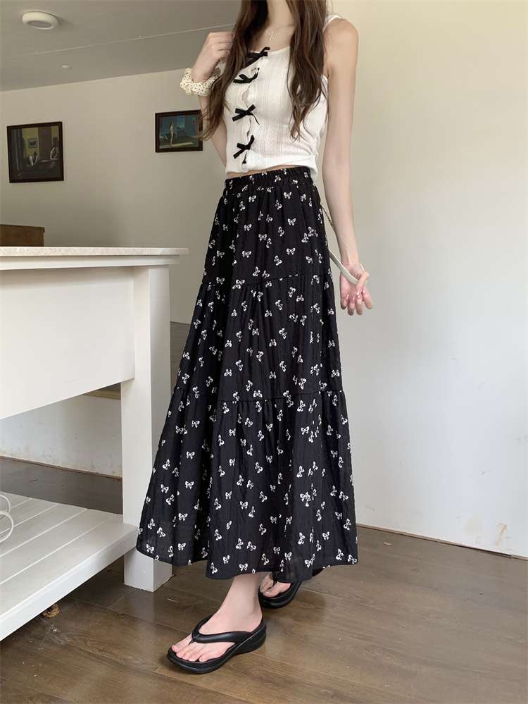 キレイめファッション  蝶々柄きれいめカジュアルティアードマキシスカート