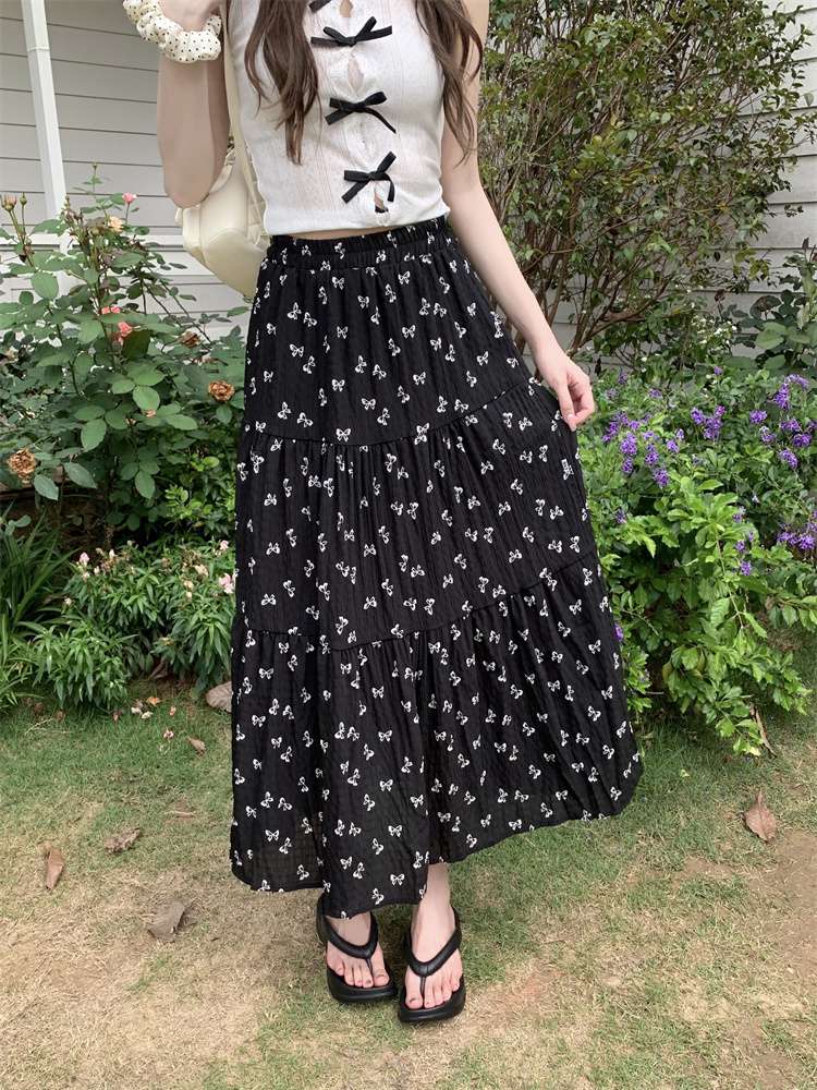 キレイめファッション  蝶々柄きれいめカジュアルティアードマキシスカート