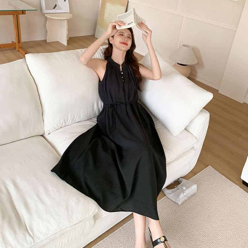 キレイめファッション  エレガントホルターネックマキシワンピース