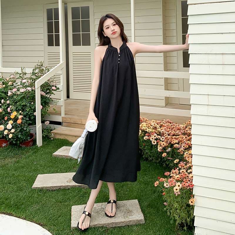 キレイめファッション  エレガントホルターネックマキシワンピース