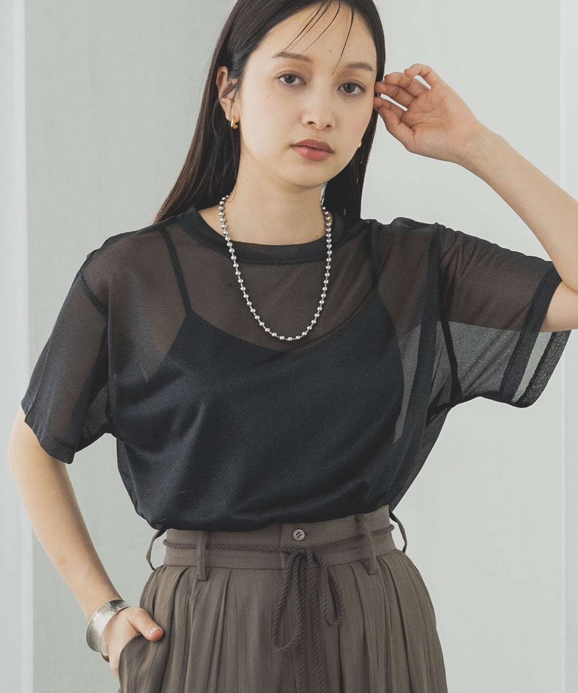 キレイめファッション シースルー重ね着風きれいめトップス