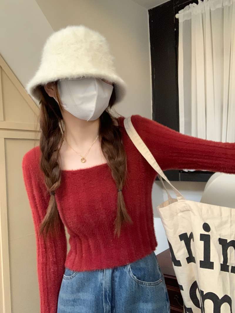 キレイめファッション もこもこ素材ショート丈綺麗目ニット