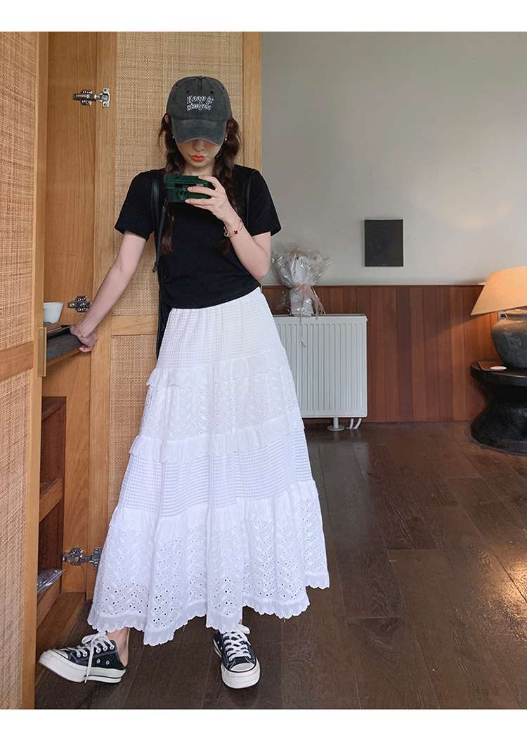キレイめファッション  刺繍レース きれいめカジュアルマキシティアードスカート
