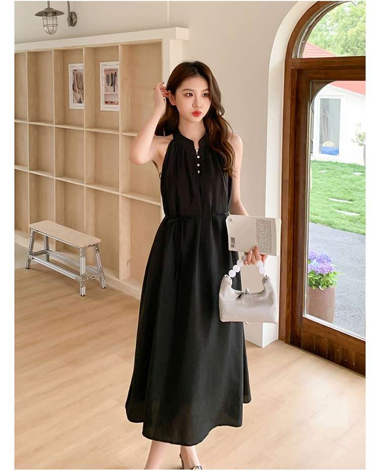 キレイめファッション  エレガントホルターネックマキシワンピース