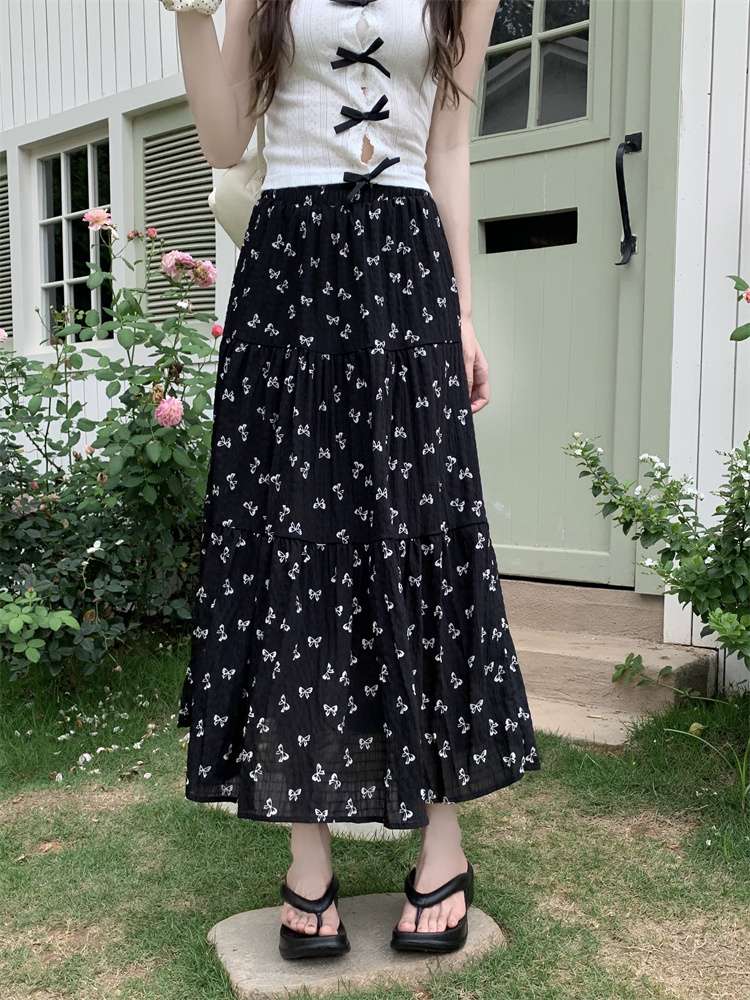 キレイめファッション  蝶々柄きれいめカジュアルティアードマキシスカート