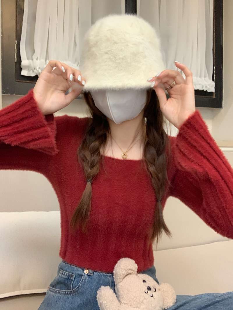 キレイめファッション もこもこ素材ショート丈綺麗目ニット