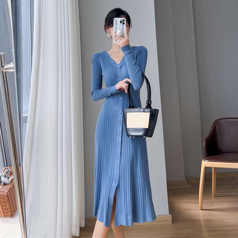 キレイめファッション リブニットボタンフロントワンピース