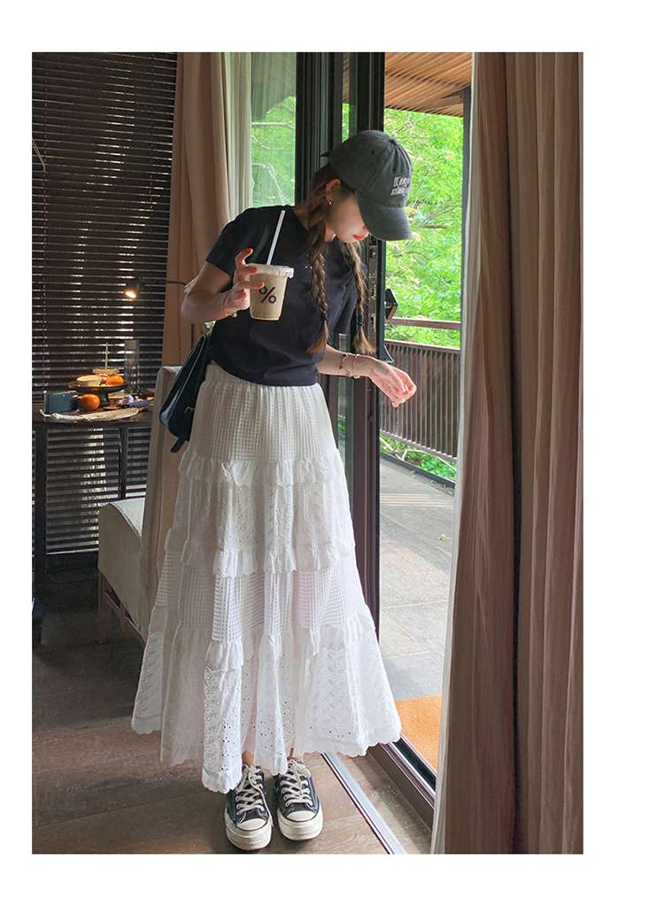 キレイめファッション  刺繍レース きれいめカジュアルマキシティアードスカート