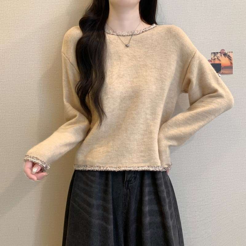 キレイめファッション トリミングデザインきれいめニット