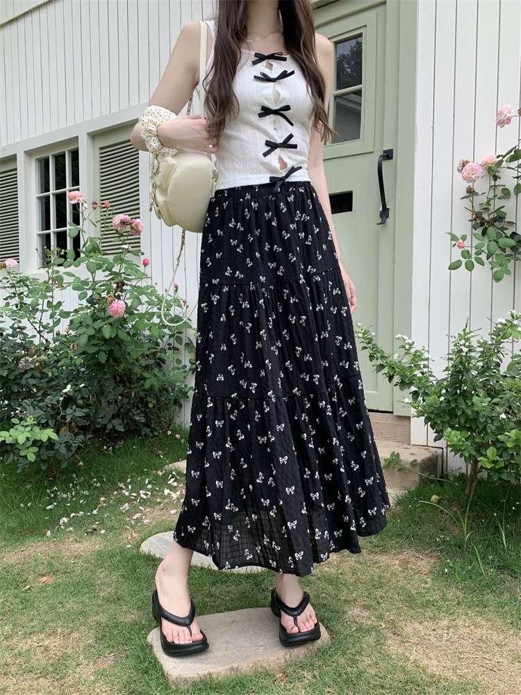 キレイめファッション  蝶々柄きれいめカジュアルティアードマキシスカート
