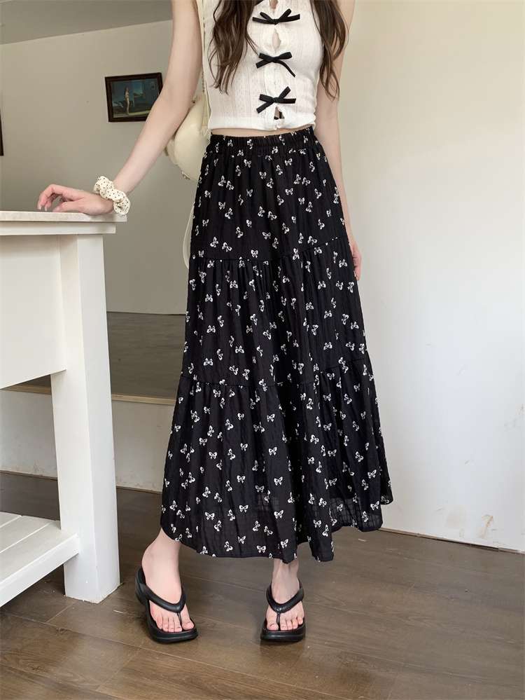 キレイめファッション  蝶々柄きれいめカジュアルティアードマキシスカート
