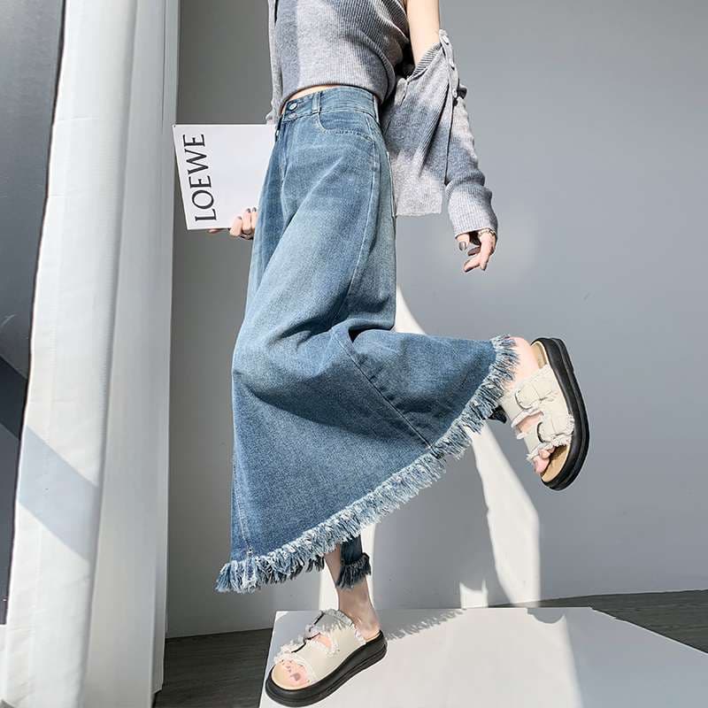 キレイめファッション  フリンジ裾Aラインきれいめカジュアルマキシデニムスカート