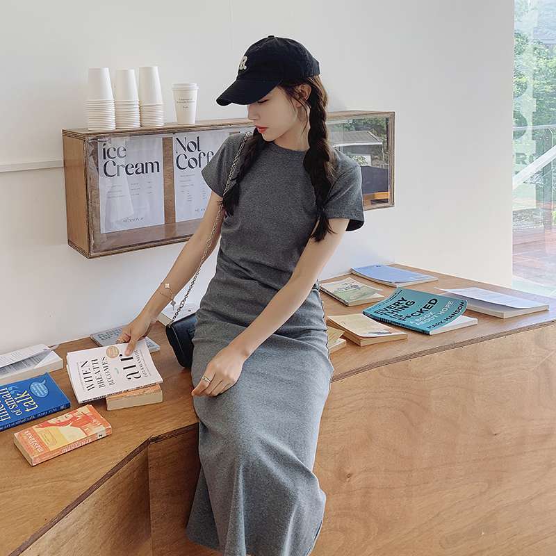 キレイめファッション シンプルロングTシャツワンピース